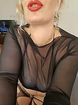 Tanya07 - Seksi seksi çorap yırtma