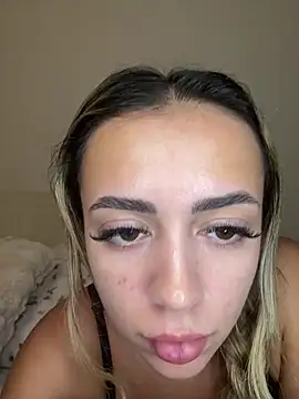 Harrietbronzex - Suck something 💋