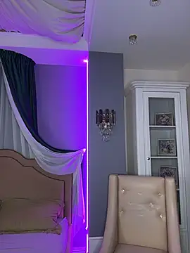 Ariana_Burns - slap ass