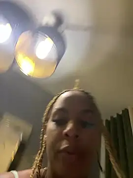 Julixxx22 - Show pussy