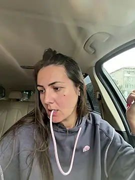 BrunetteNymph - Finger wet pussy ☺️✨🔥