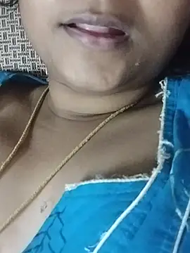 Tamilhot_nithiya - To buy a lush