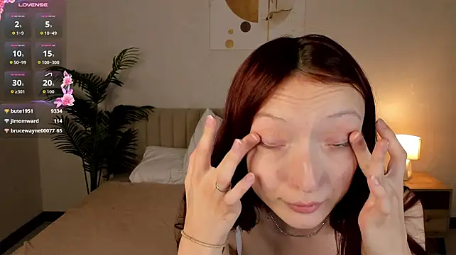 Daria_J - flash tits