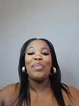 SWEETDOLLY29XX - My man to join me on live