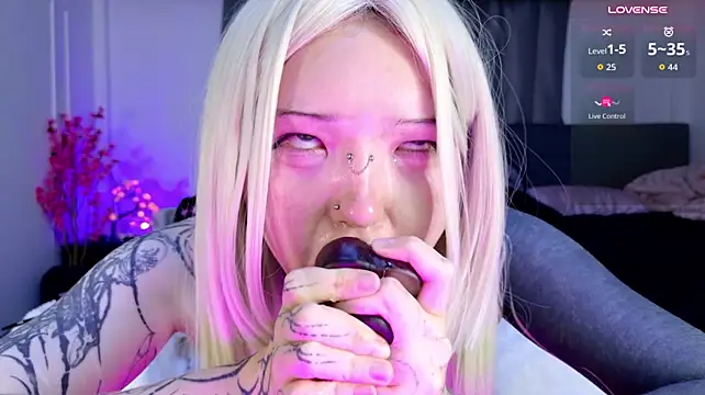 Lein_Bone - fuck pussy with dildo