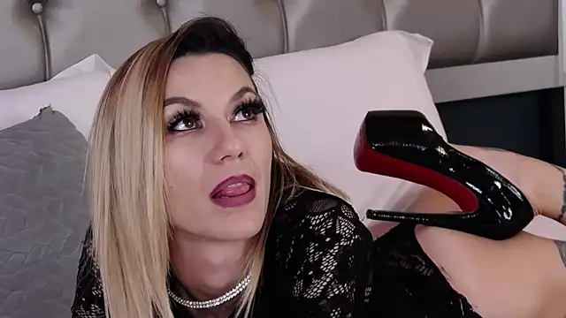 MayaHale - 🤩💦 Get me all Naked🤩💦