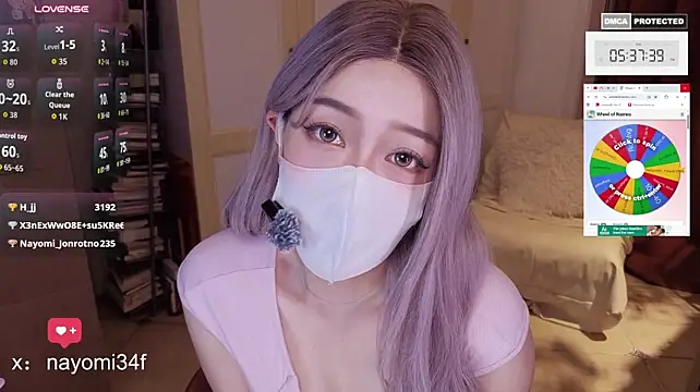 Nayomi_34f - 玩具展示挑戰：大舌頭舔乳頭3分鐘