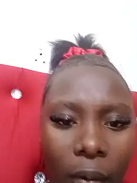AfricanBarbieASS - split your boobs barbie