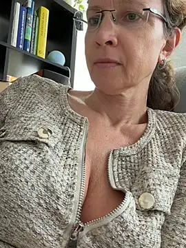 AnnikaRose - Naked Orgasmus