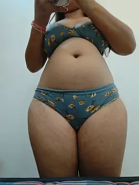 Cute_shreyaa - Ass hole show