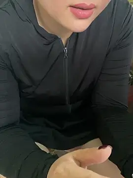Lindana_kiss - Fuck me hard and I'll cum 💦 ,Help me ej