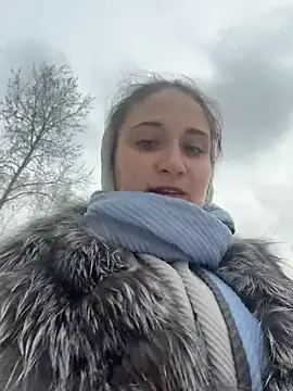 AdelRich - Show pussy on public