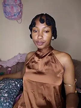 Nasty_boo_boo - spoil the queen