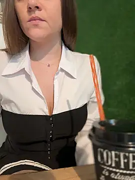 CrazyTori - Take off panties in cafe LT🎁