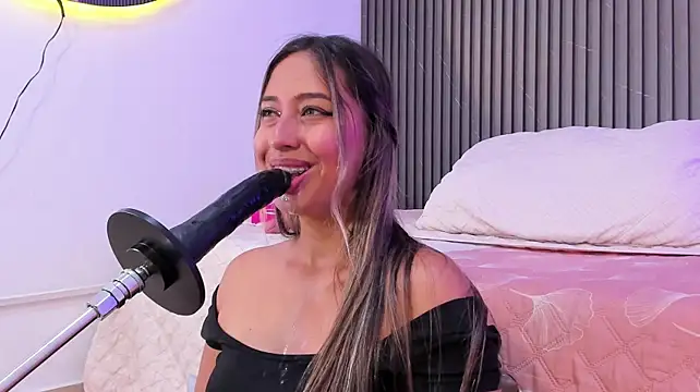 Karola_cute_ - blowjob + bare breasts