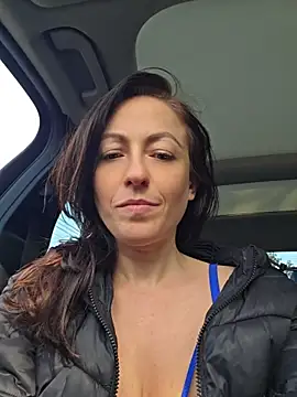 Risky_woman - IN PUBLIC PARK .NUDE SQUIRT Win whatspp