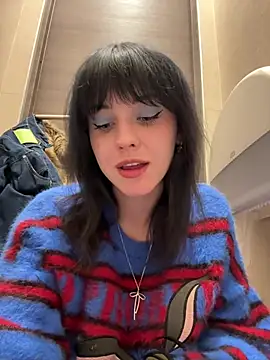 Only_April - TAKE OFF SWEATER I NEEDS TO SEE YOU BODY