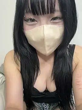 Rara_xx_rara - ホットパンツ脱ぎます