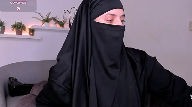 Salma_arabicc - Show ass in thread slowly
