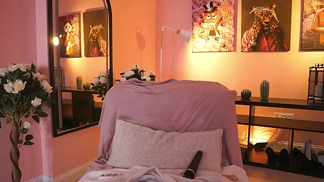 CamyRoux - doggystyle deep fuckinig😈