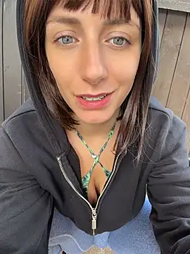 Jessicandy_ - 4 finger in ass