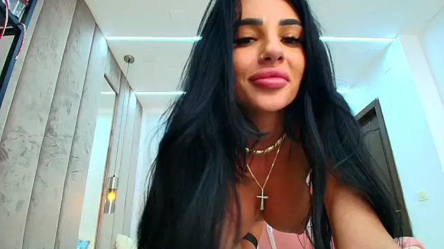 Britney_Charm_ - Poledancing and Squirt hard , cumshow