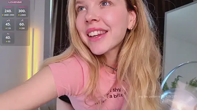 Milly_shy - off my shorts+pinch clit through panties