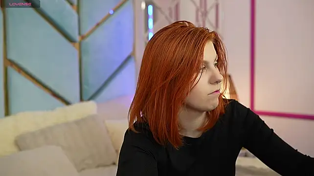 GingerPinky - get naked