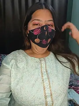 YOUR_GF_ - Show boobies 🥵💦