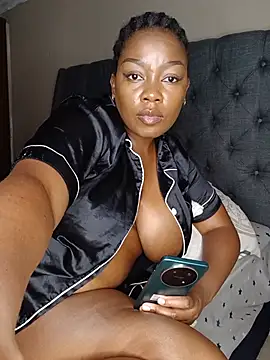 CuteBootyBae - Please buy me domi daddy 😪💦💦💦😋