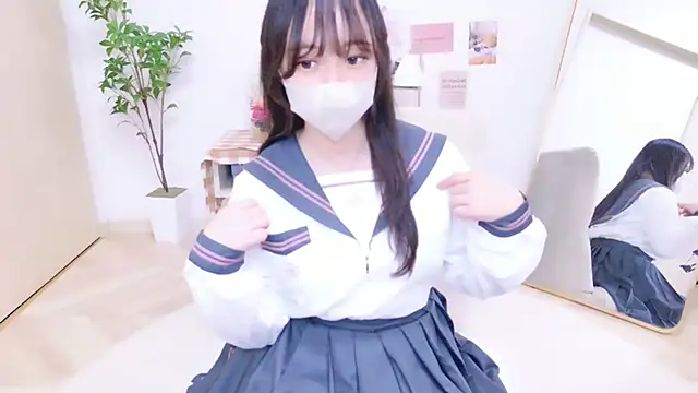 _Yuurin - 30秒盗撮アングルで♡スカートの中覗かれちゃう//