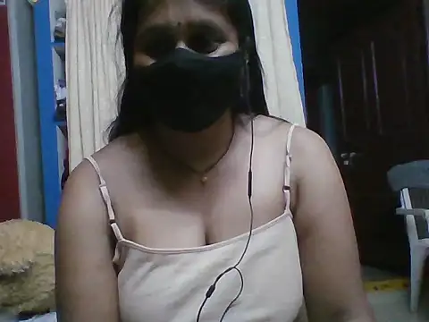 Mini_Anu_Reddy2 - Full nude show in public