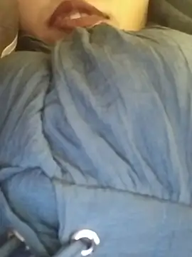 Raseeli_bhabhi1 - Boobs sucking