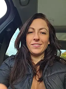 Risky_woman - IN PUBLIC PARK .NUDE SQUIRT Win whatspp