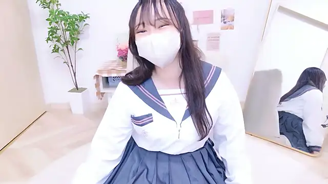 _Yuurin - 30秒盗撮アングルで♡スカートの中覗かれちゃう//