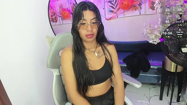 Lilith_Mills - Spit tits + control lsuh x3m