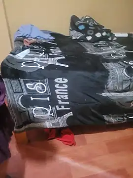Rutda9898 - Anal con dildo