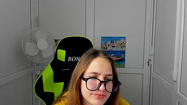 AylinBambi - My first day here :) for a good start