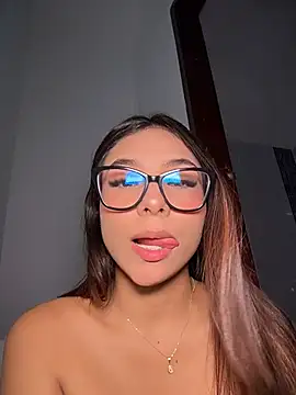 Amira_cute2