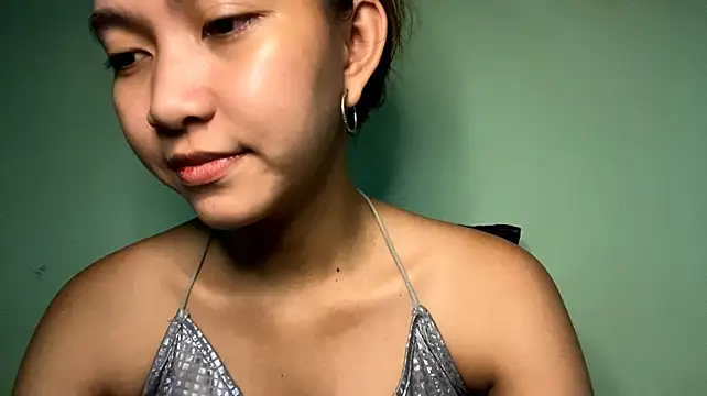 MarriLooove - Run fingers over my lips 👄🖖