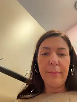 Eveangelll - Squirt in fitting room store