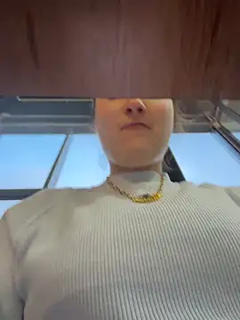 AdelRich - Show pussy on public