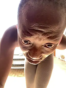 Melanin2002 - Both show ass outside