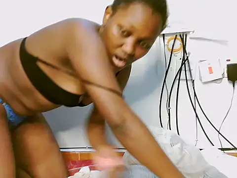Slim_tea12 - twerking , dildo in pussy