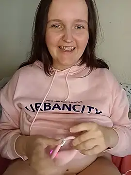 Funnifu - Blowjob with small dildo
