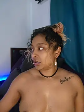 Indianbrownie - POV Bj on dildo...lotsa spit