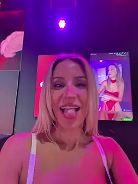 Jasminesummer - last tipper gets 4x worth of tip in vide