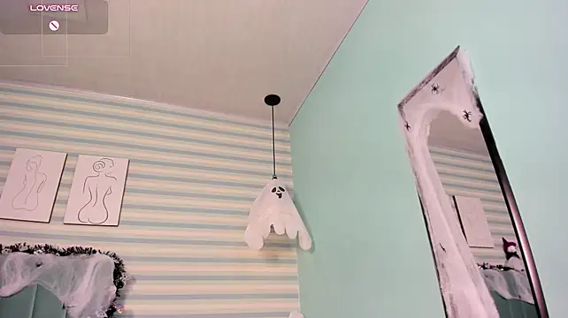 Goddess_kianna - oil on my tits🫧🦄