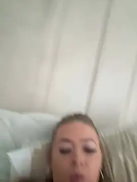 KaylaTrudi - Spit on tits and rub pussy🥰