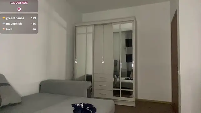 Rinfinity - take off my skirt?